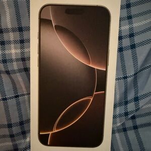 Iphone 16 pro max (box)